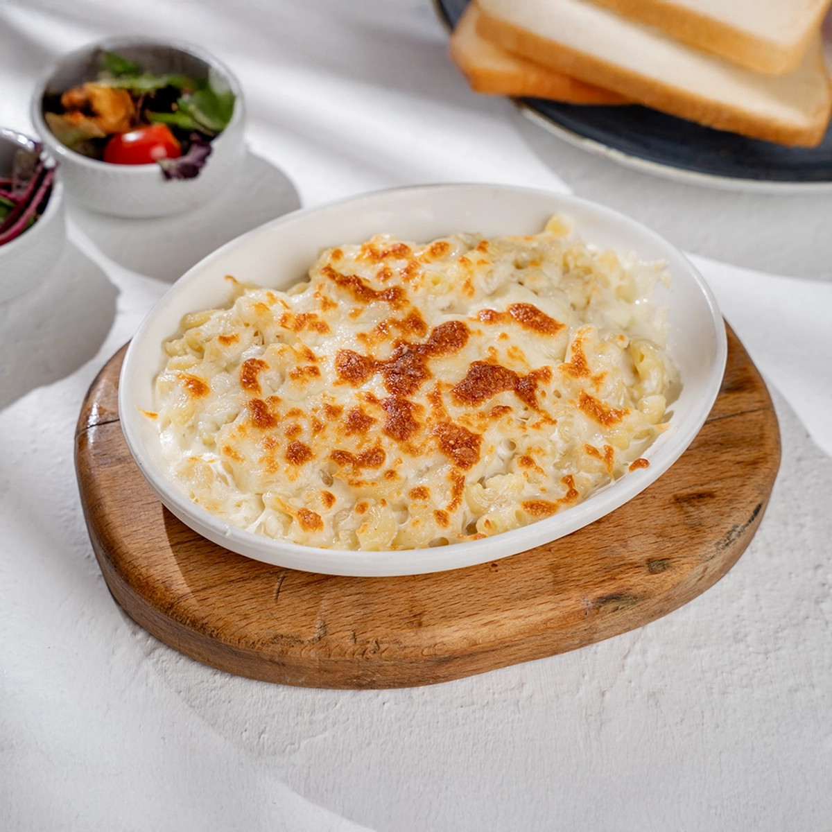 MAC AND CHEESE