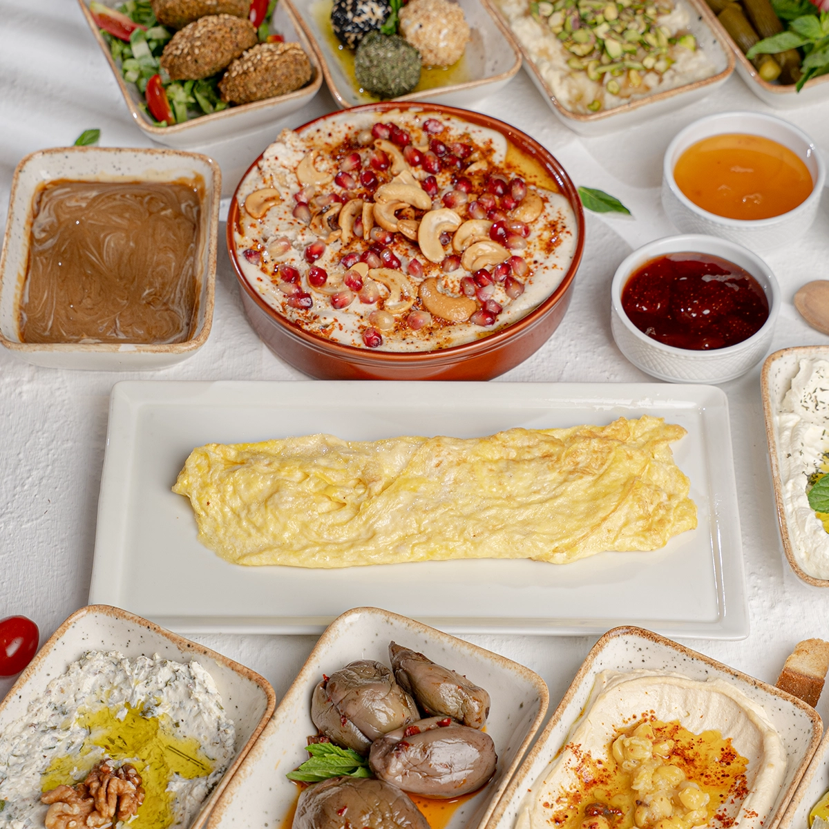 Oriental breakfast