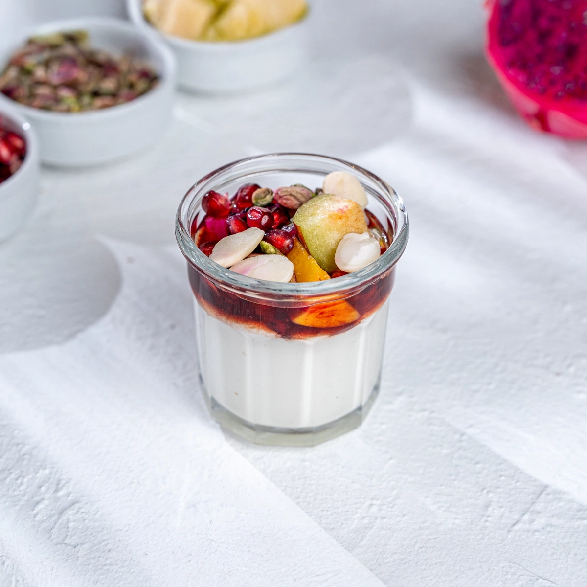 YOGURT & BERRIES